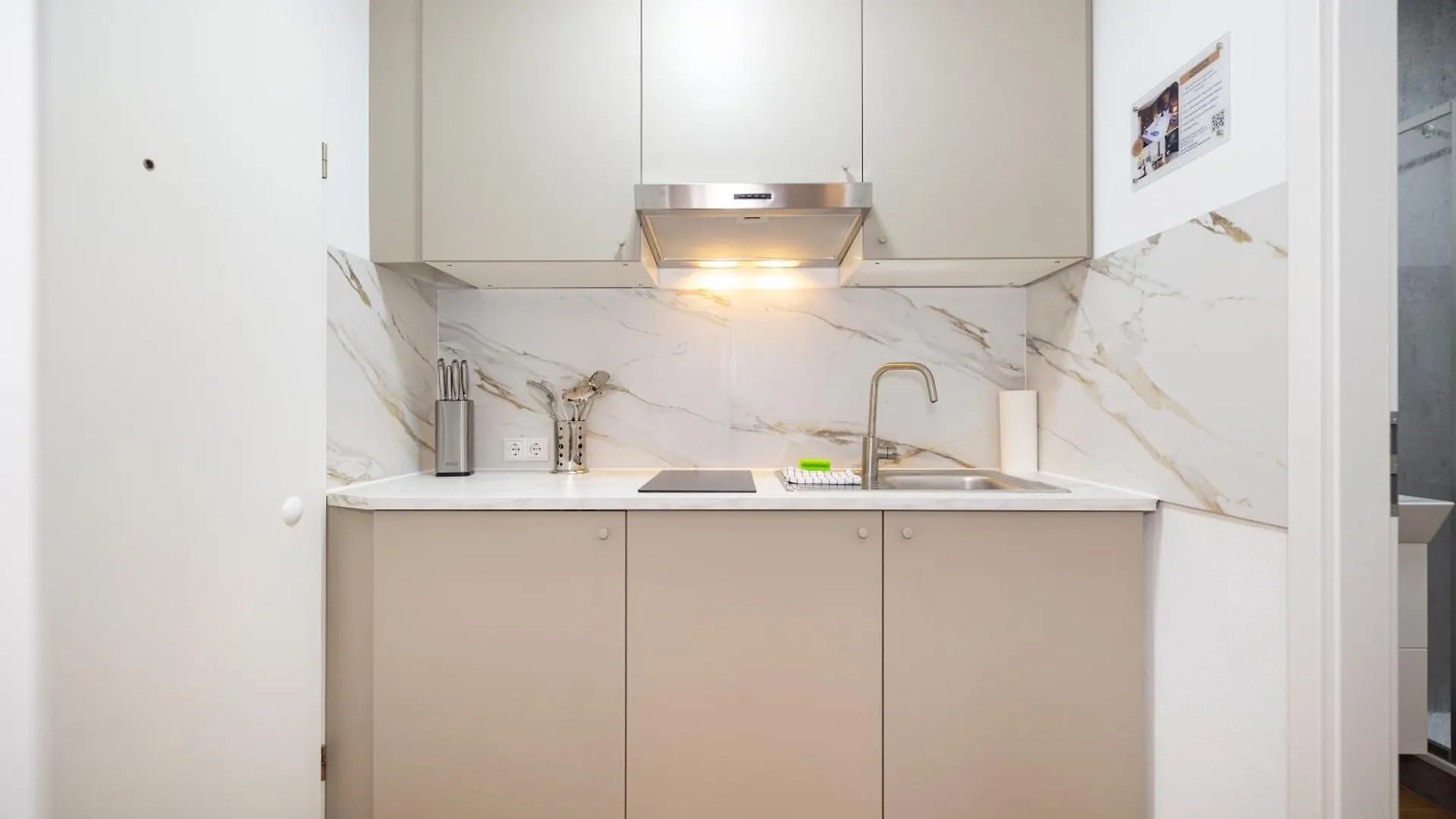 アパート Gemuetliche, Moderne Ferienwohnung In Stadtnaehe ヴュルツブルク
