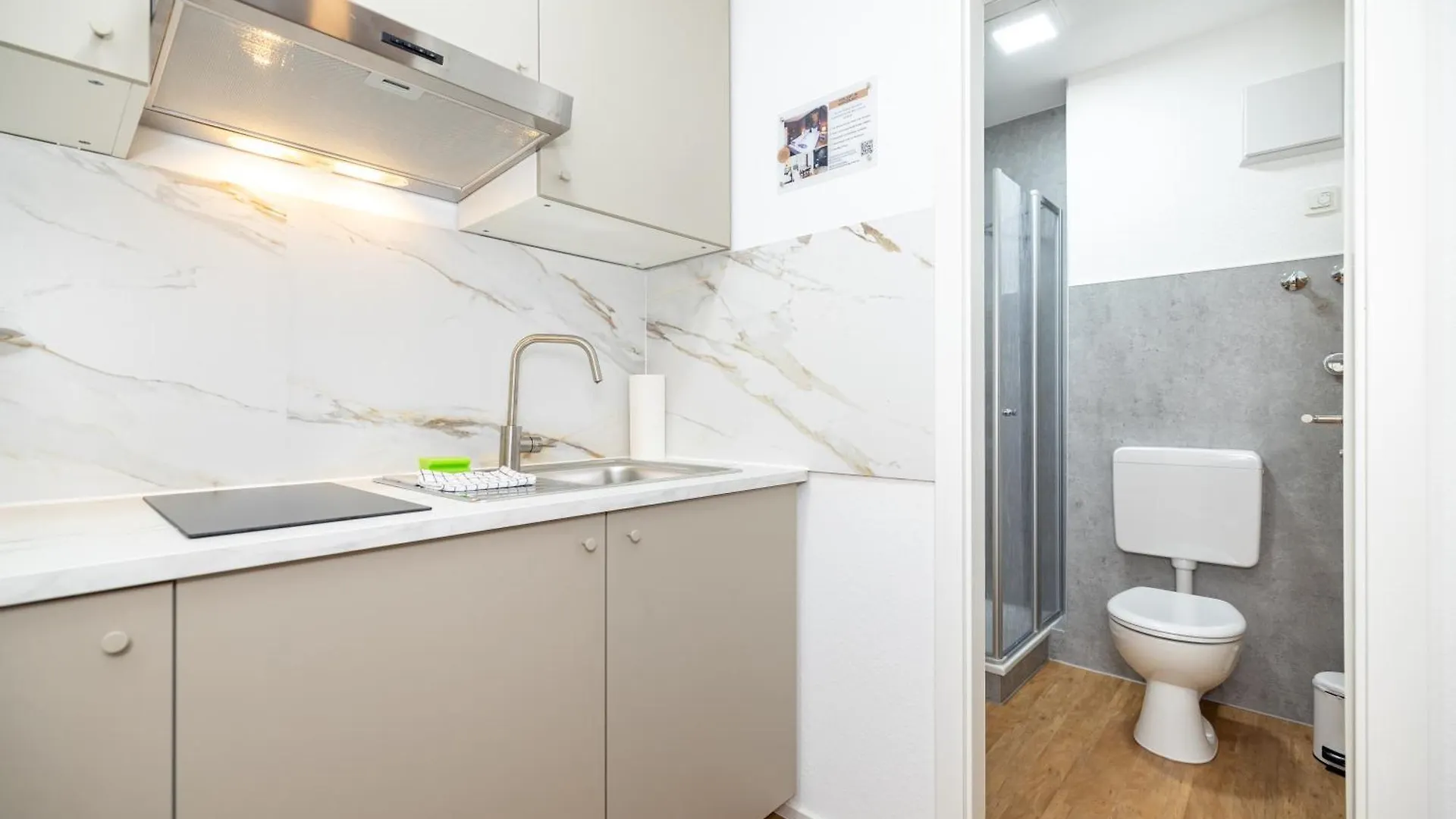 アパート Gemuetliche, Moderne Ferienwohnung In Stadtnaehe ヴュルツブルク